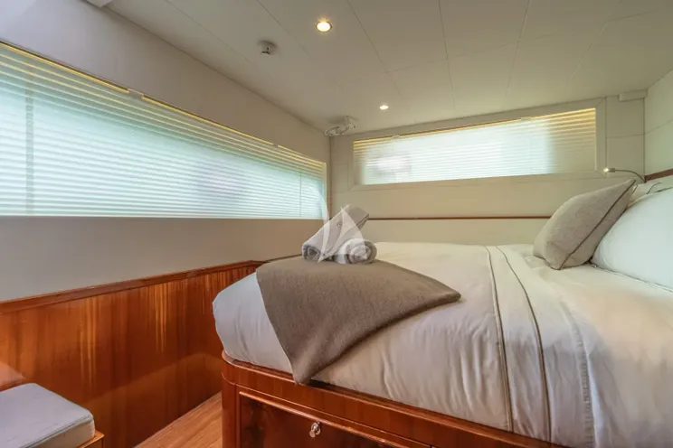 Charter Yacht CRAZY LOVE - Hudson HH88 - 5 Cabins - Papeete - Raiatea - Tahiti - French Polynesia