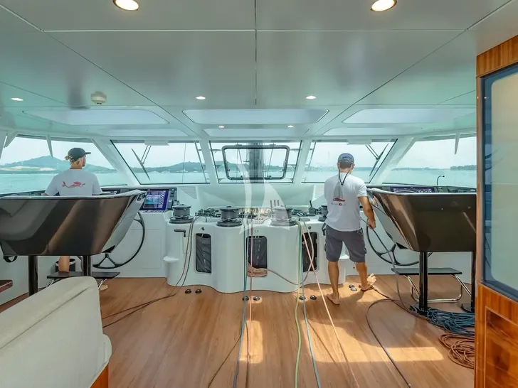CRAZY LOVE Hudson HH88 - helm CRAZY LOVE Hudson HH88 - helm