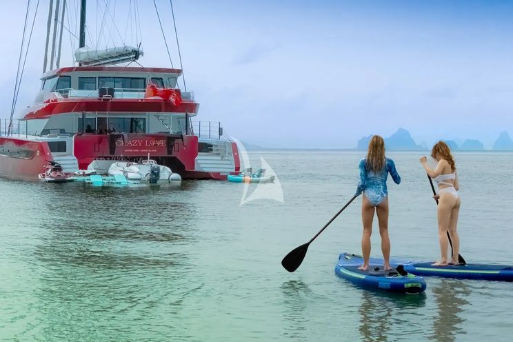 Charter Yacht CRAZY LOVE - Hudson HH88 - 5 Cabins - Papeete - Raiatea - Tahiti - French Polynesia