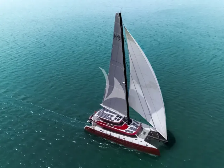 CRAZY LOVE Hudson HH88 - sailing aerial shot CRAZY LOVE Hudson HH88 - sailing aerial shot