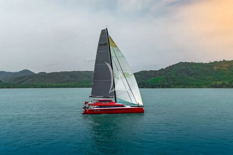 Charter Yacht CRAZY LOVE - Hudson HH88 - 5 Cabins - Papeete - Raiatea - Tahiti - French Polynesia