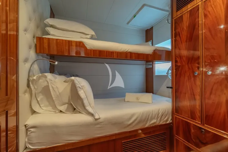 Charter Yacht CRAZY LOVE - Hudson HH88 - 5 Cabins - Papeete - Raiatea - Tahiti - French Polynesia