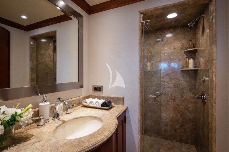 Charter Yacht CROSSED SABRE - Burger 144 - 7 Cabins - Nassau - Exumas - Bahamas