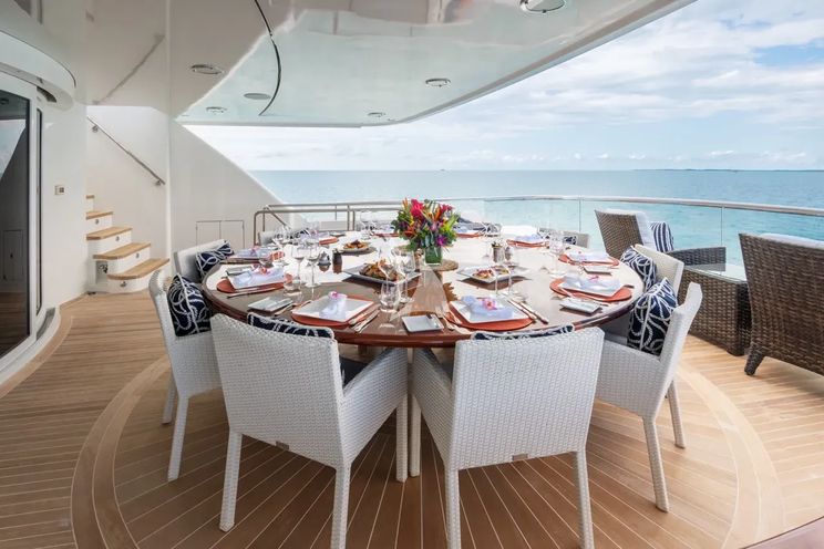 Charter Yacht CROSSED SABRE - Burger 144 - 7 Cabins - Nassau - Exumas - Bahamas