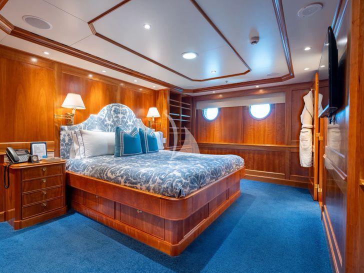 CUPANI Royal Denship 63m - VIP cabin 1 CUPANI Royal Denship 63m - VIP cabin 1