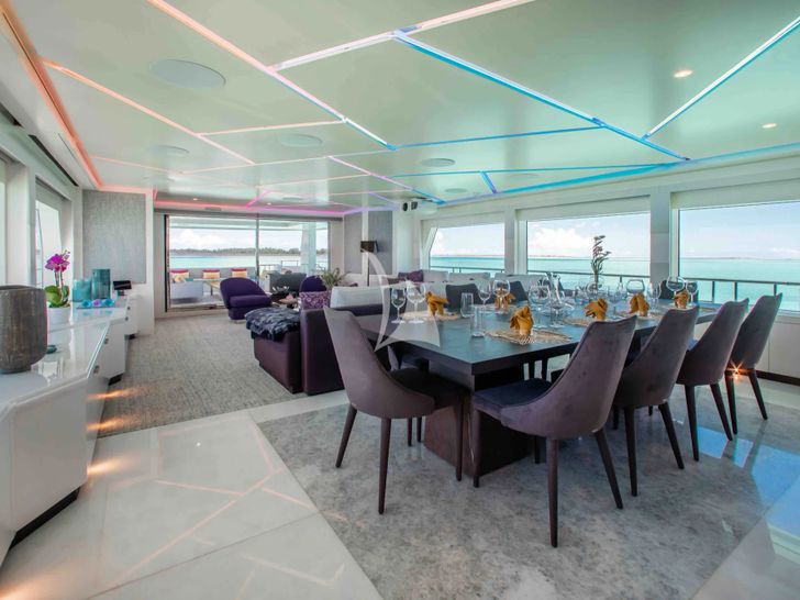 CURFEW II Mengi Yay Serenitas 31m - indoor dining area CURFEW II Mengi Yay Serenitas 31m - indoor dining area