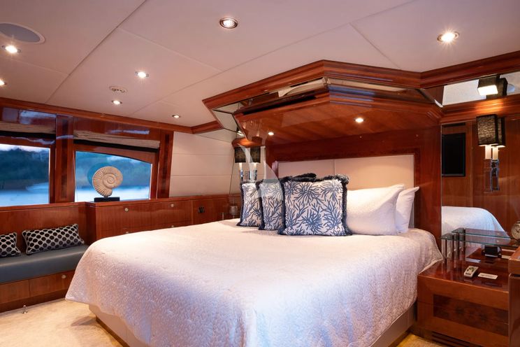 Charter Yacht CYNDERELLA - Hargrave 101 - 4 Cabins - New England - St Thomas - Virgin Islands