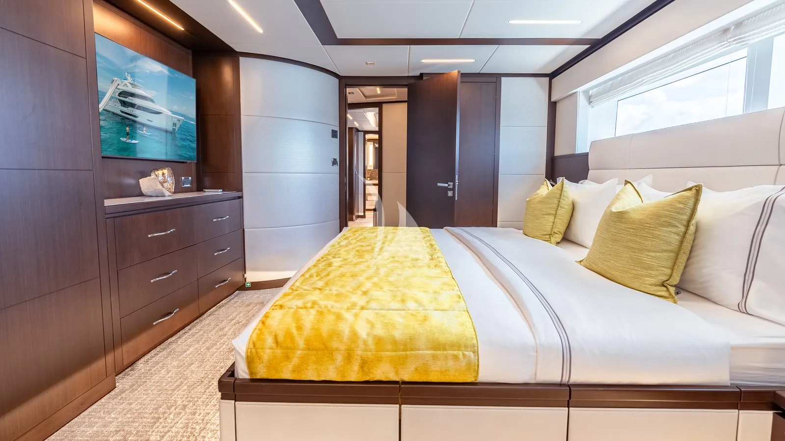 Charter Yacht CYNDERELLA - Hargrave 116 - 5 Cabins - Nassau - Exumas - Bahamas