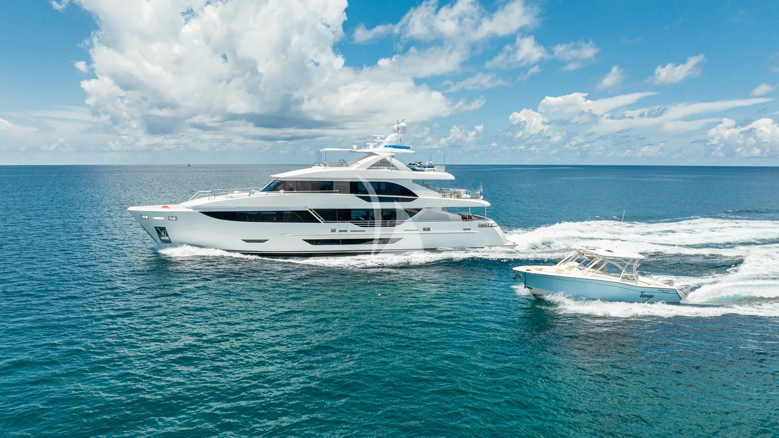 Charter Yacht CYNDERELLA - Hargrave 116 - 5 Cabins - Nassau - Exumas - Bahamas