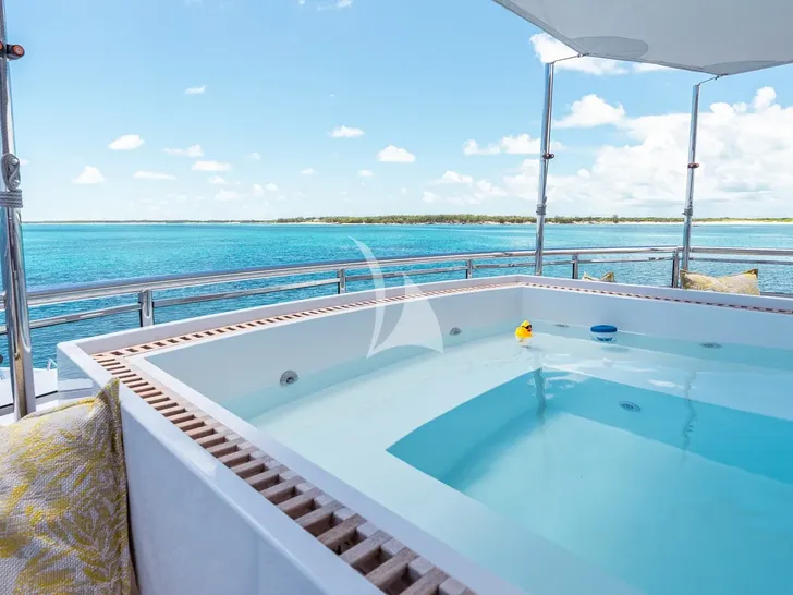 CYNDERELLA Hargrave 116 - sundeck jacuzzi CYNDERELLA Hargrave 116 - sundeck jacuzzi