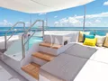 CYNDERELLA Hargrave 116 - sundeck sunbathing area and jacuzzi CYNDERELLA Hargrave 116 - sundeck sunbathing area and jacuzzi