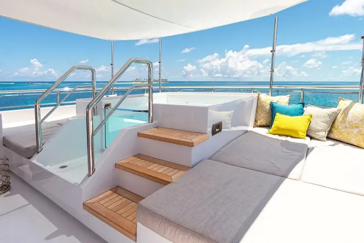 Charter Yacht CYNDERELLA - Hargrave 101 - 5 Cabins - Newport - Martha's Vineyard - Nantucket - New England