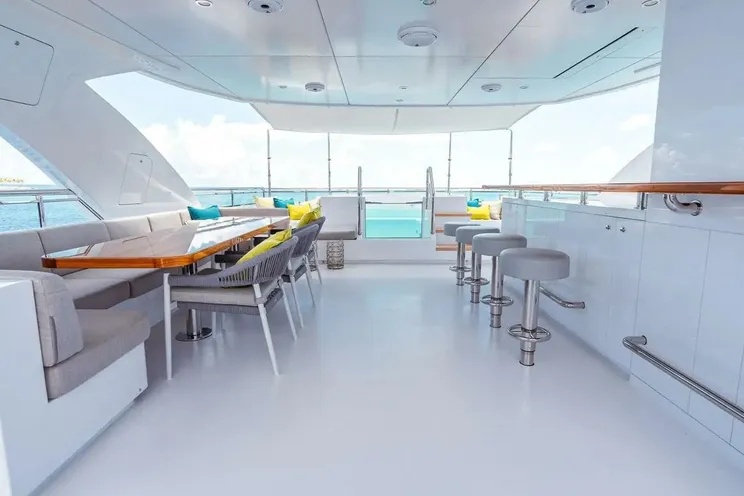 Charter Yacht CYNDERELLA - Hargrave 101 - 5 Cabins - Newport - Martha's Vineyard - Nantucket - New England