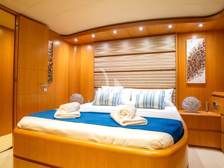 CYNTHIA Maiora 35 DP - VIP cabin 2 CYNTHIA Maiora 35 DP - VIP cabin 2