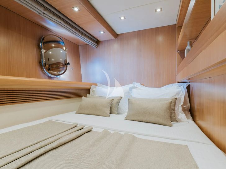 CYNTHIA Maiora 35 DP - double cabin CYNTHIA Maiora 35 DP - double cabin