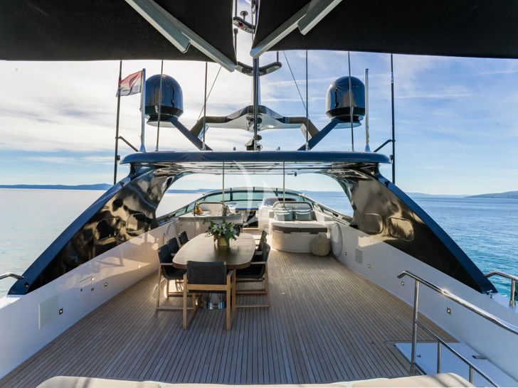 CYNTHIA Maiora 35 DP - flybridge CYNTHIA Maiora 35 DP - flybridge