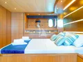 CYNTHIA Maiora 35 DP - master cabin bed CYNTHIA Maiora 35 DP - master cabin bed