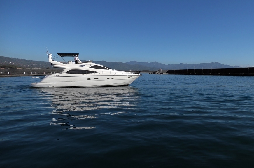 Charter Yacht DAFNE - Aicon 56 Fly - Taormina - Italy - Sicily Day Charter Yacht