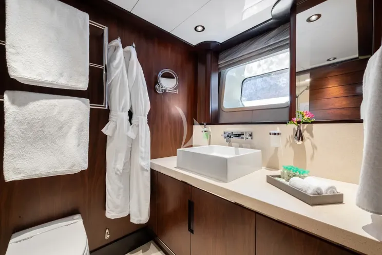 Charter Yacht DAKOTA - Fitzroy 38m - 4 Cabins - Athens - Mykonos - Paros - Cyclades - Greece