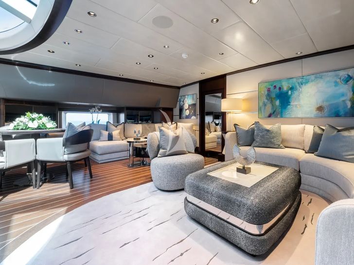 DAKOTA Fitzroy 38m - lower saloon DAKOTA Fitzroy 38m - lower saloon