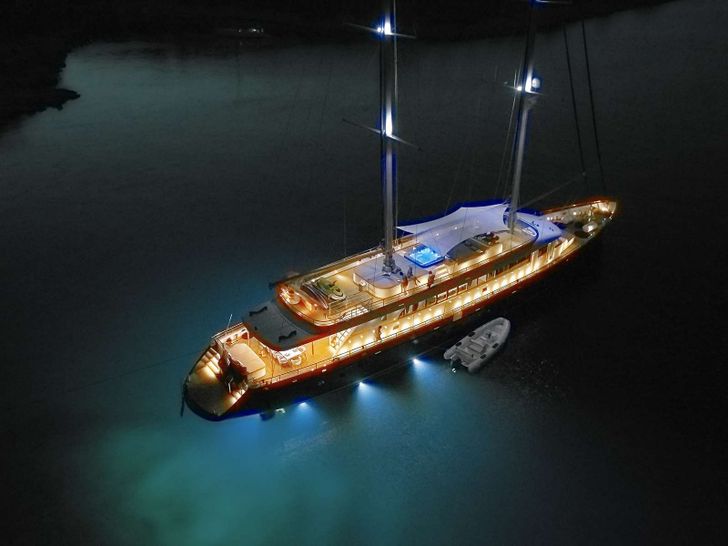 DALMATINO Custom Motor Sailer 43m - at night DALMATINO Custom Motor Sailer 43m - at night