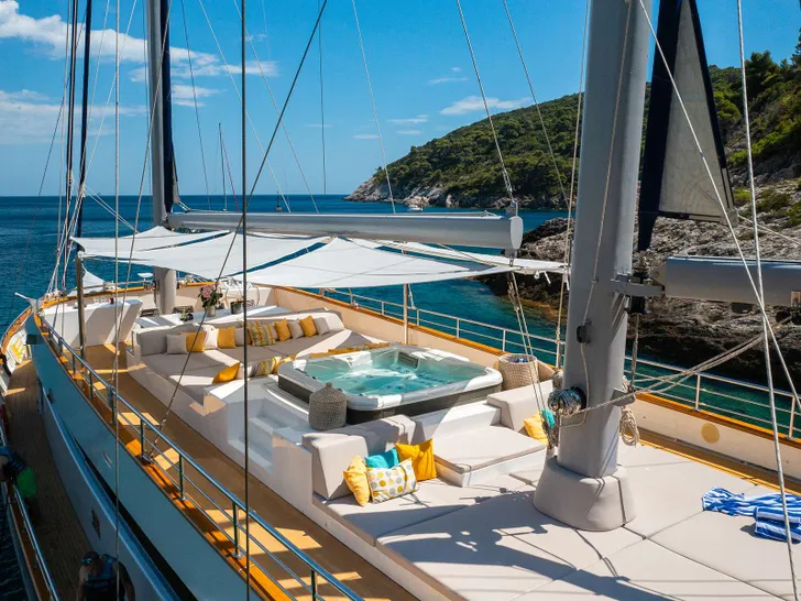 DALMATINO Custom Motor Sailer 43m - sun deck DALMATINO Custom Motor Sailer 43m - sun deck