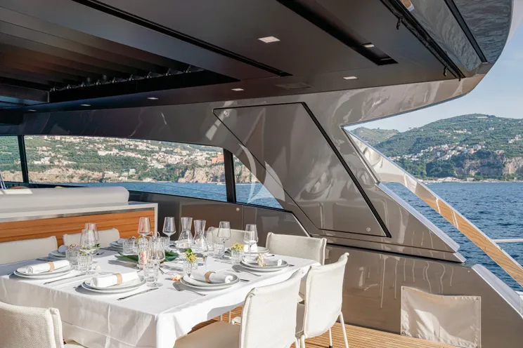 Charter Yacht DANIDA - Sanlorenzo SX88 - 4 Cabins - Naples - Capri - Positano - Amalfi Coast - Italy