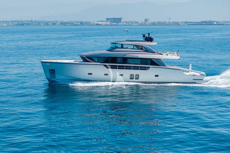 Charter Yacht DANIDA - Sanlorenzo SX88 - 4 Cabins - Naples - Capri - Positano - Amalfi Coast - Italy