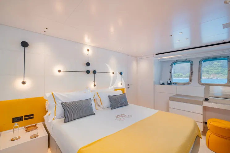 Charter Yacht DANIDA - Sanlorenzo SX88 - 4 Cabins - Naples - Capri - Positano - Amalfi Coast - Italy