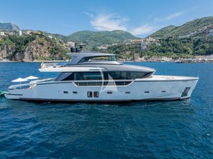 DANIDA - Sanlorenzo SX88 - 4 Cabins - Naples - Capri - Positano - Amalfi Coast - Italy DANIDA - Sanlorenzo SX88 - 4 Cabins - Naples - Capri - Positano - Amalfi Coast - Italy