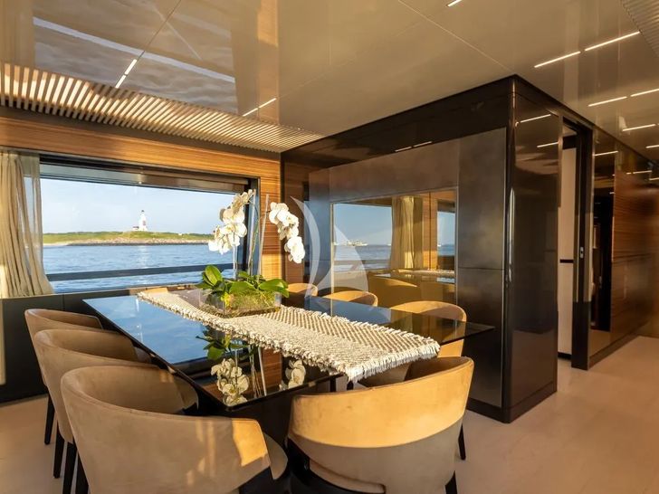 DATE NIGHT Ferretti 920 - dining area under the sunset DATE NIGHT Ferretti 920 - dining area under the sunset