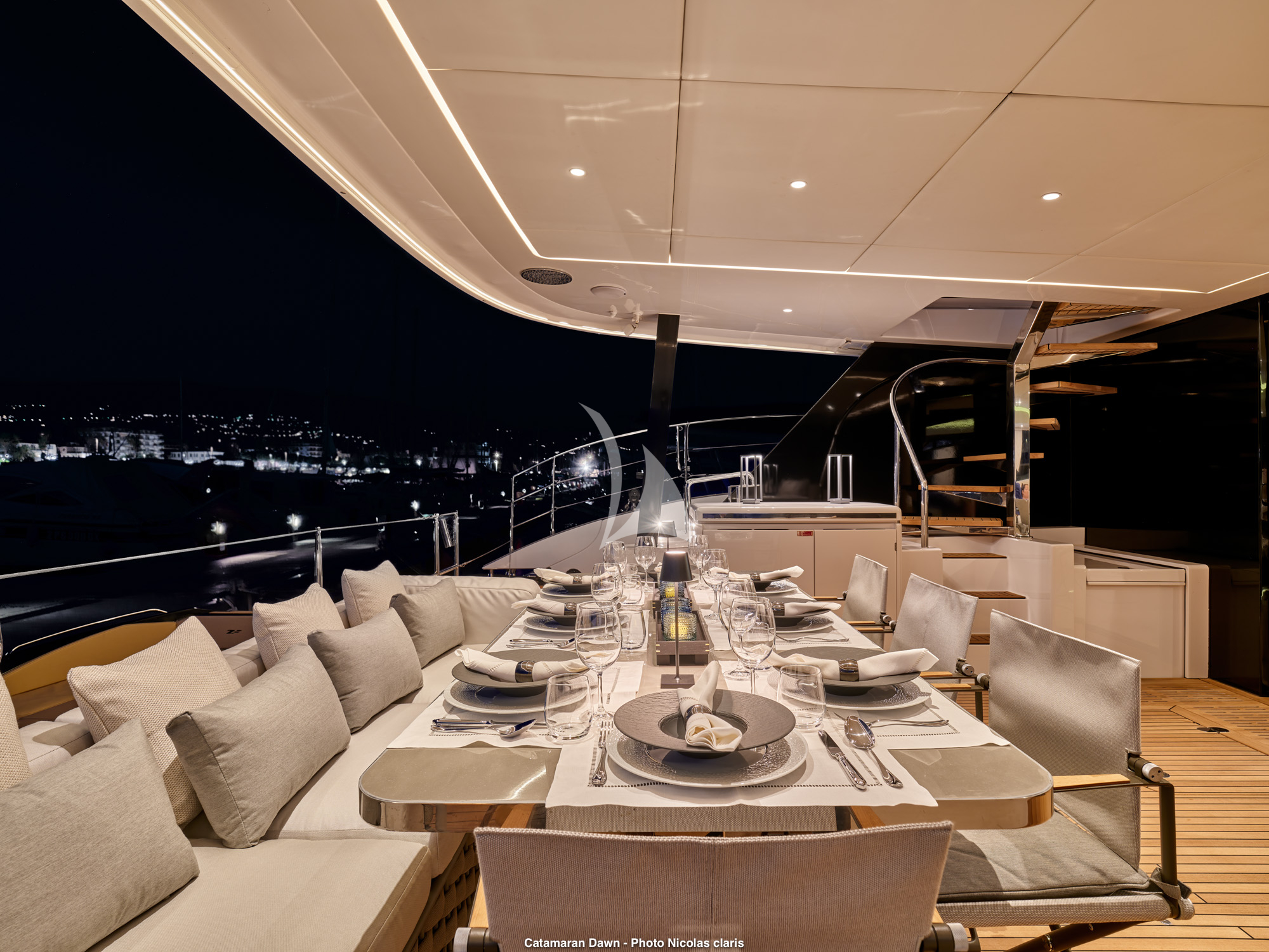 Charter Yacht DAWN - Sunreef 60 - 4 Cabins - Corsica - Sardinia - Sicily