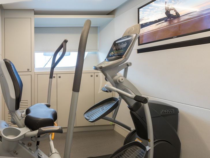 DAY ONE Hargrave Compass C92 - gym DAY ONE Hargrave Compass C92 - gym