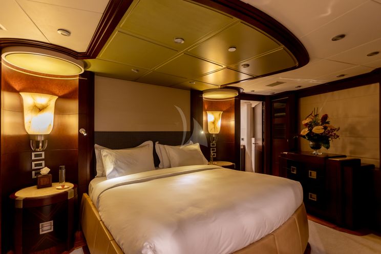 Charter Yacht DE LISLE III - Gulf Craft 42m - 5 Cabins - Australia - Fiji - Tahiti