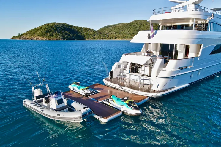 Charter Yacht DE LISLE III - Gulf Craft 42m - 5 Cabins - Australia - Fiji - Tahiti