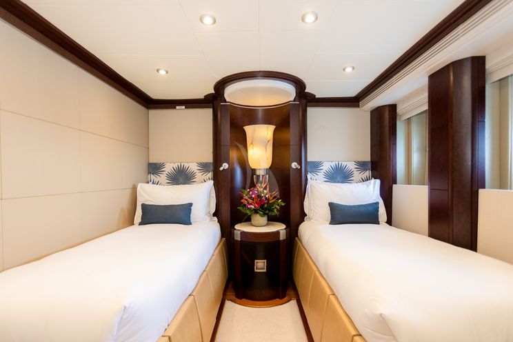 Charter Yacht DE LISLE III - Gulf Craft 42m - 5 Cabins - Australia - Fiji - Tahiti