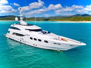 DE LISLE III - Gulf Craft 42m - 5 Cabins - Australia - Fiji - Tahiti