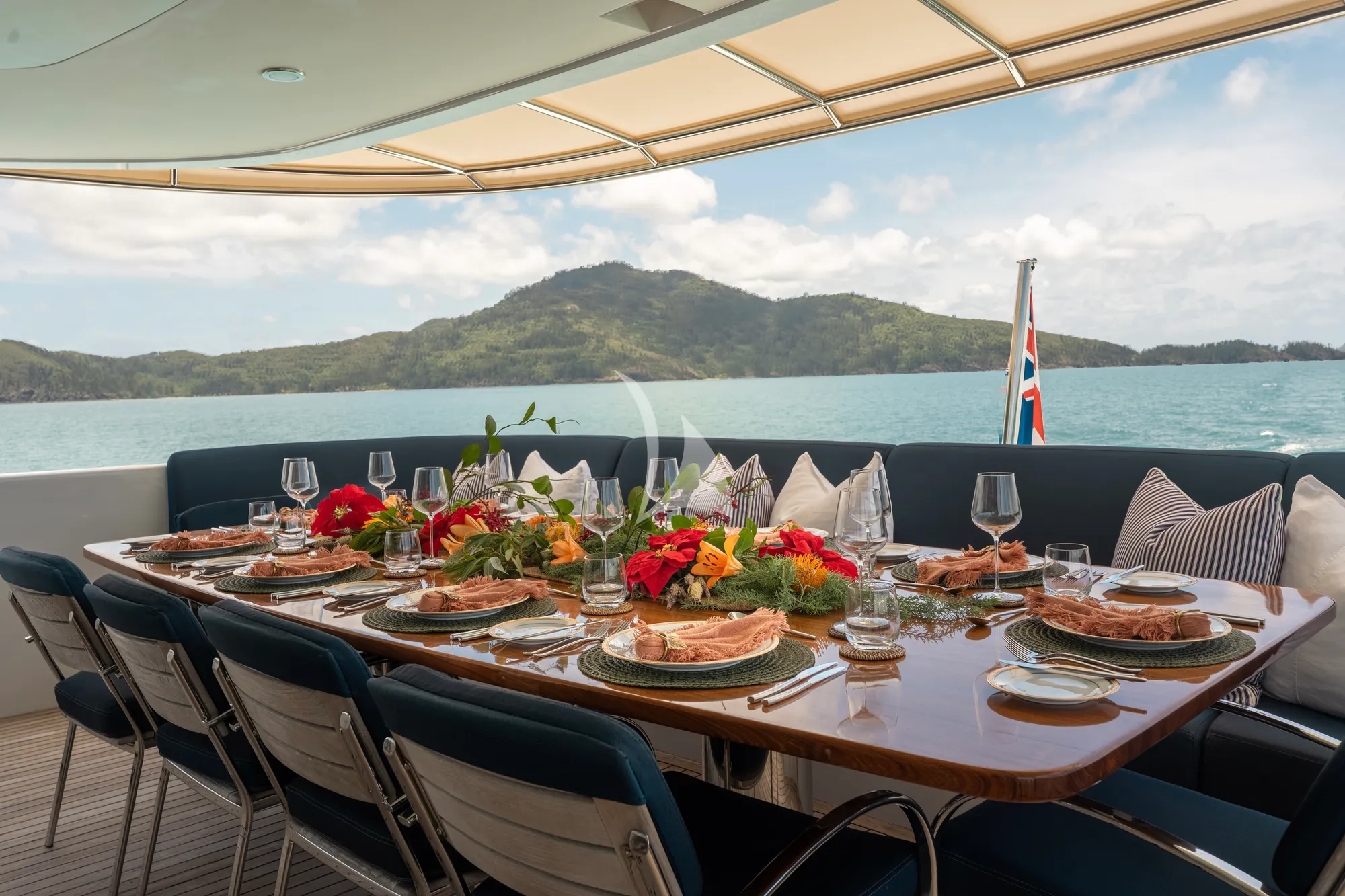 Charter Yacht DE LISLE III - Gulf Craft 42m - 5 Cabins - Australia - Fiji - Tahiti