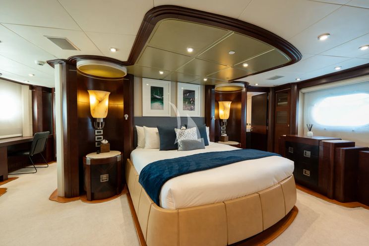 Charter Yacht DE LISLE III - Gulf Craft 42m - 5 Cabins - Australia - Fiji - Tahiti