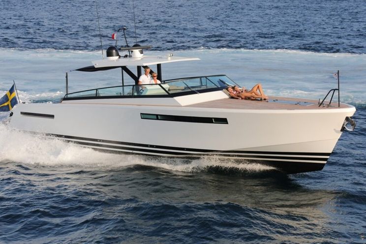 Charter Yacht Delta 60 - French Riviera Day Charter Yacht - Juan les Pins - Antibes - Cannes - St Tropez - Nice