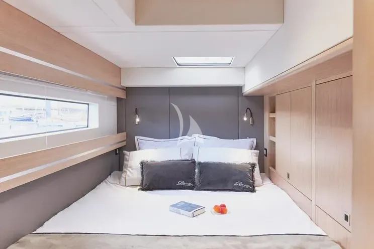 Charter Yacht DESTINATION UNKNOWN - Privilege Signature 510 - 2 Cabins - Lekfas - Corfu - Kefalonia - Zakynthos - Ionian Sea - Greece