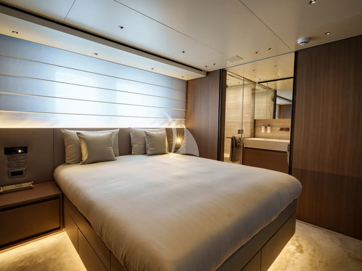 DESTINO Sanlorenzo SL86 - VIP cabin 2 DESTINO Sanlorenzo SL86 - VIP cabin 2