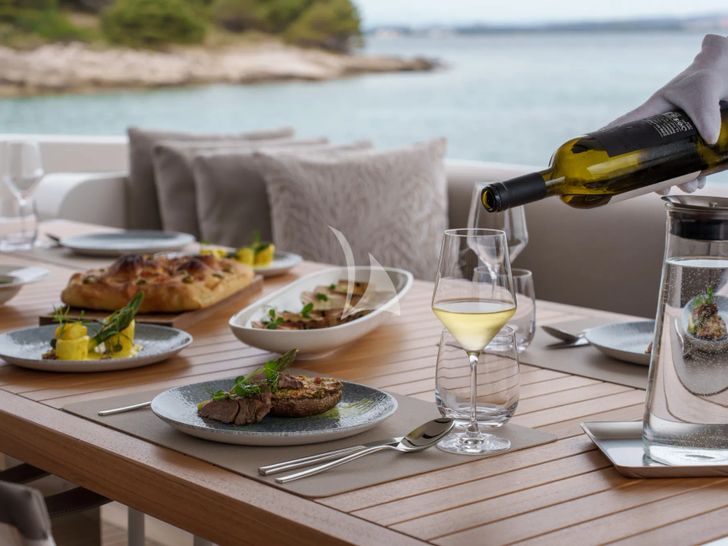 DESTINO Sanlorenzo SL86 - aft deck dining set up DESTINO Sanlorenzo SL86 - aft deck dining set up