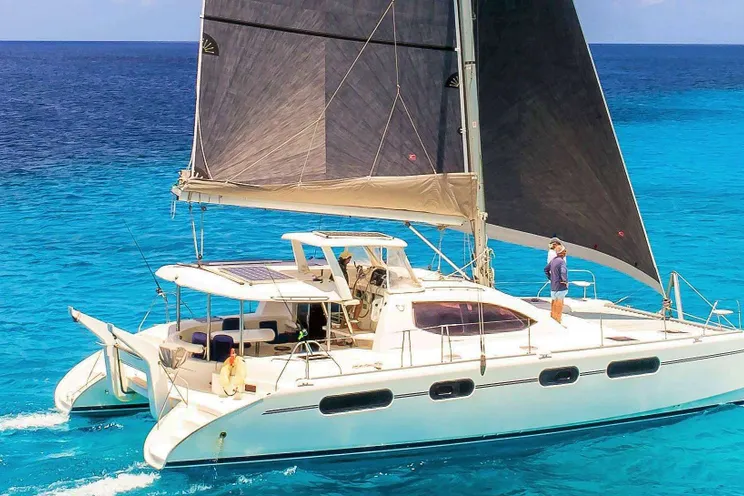 Charter Yacht DESTINY III - Leopard 46 - 3 Cabins - Bahamas - Exumas