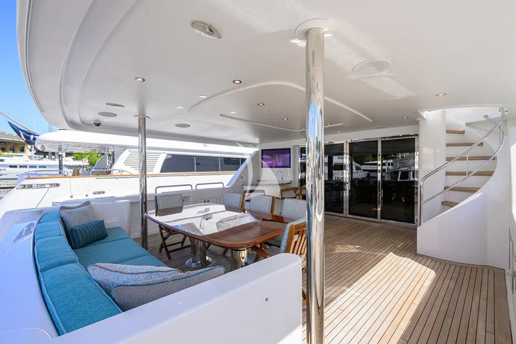 Charter Yacht DETERMINATION - Westport 112 - 4 Cabins - Nassau - Exumas - Bahamas