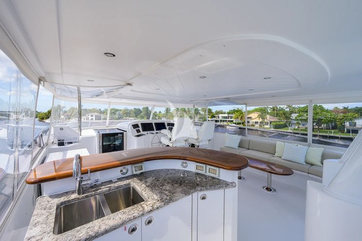 Charter Yacht DETERMINATION - Westport 112 - 4 Cabins - Nassau - Exumas - Bahamas