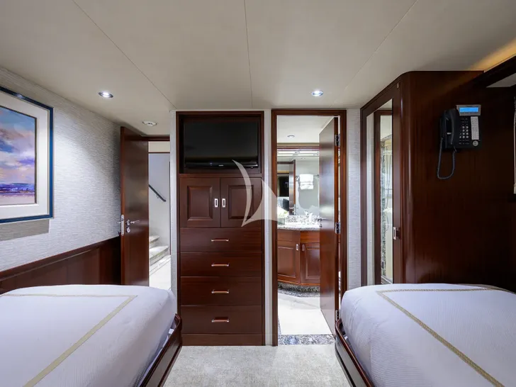 DETERMINATION Westport 112 - twin cabin 2 DETERMINATION Westport 112 - twin cabin 2