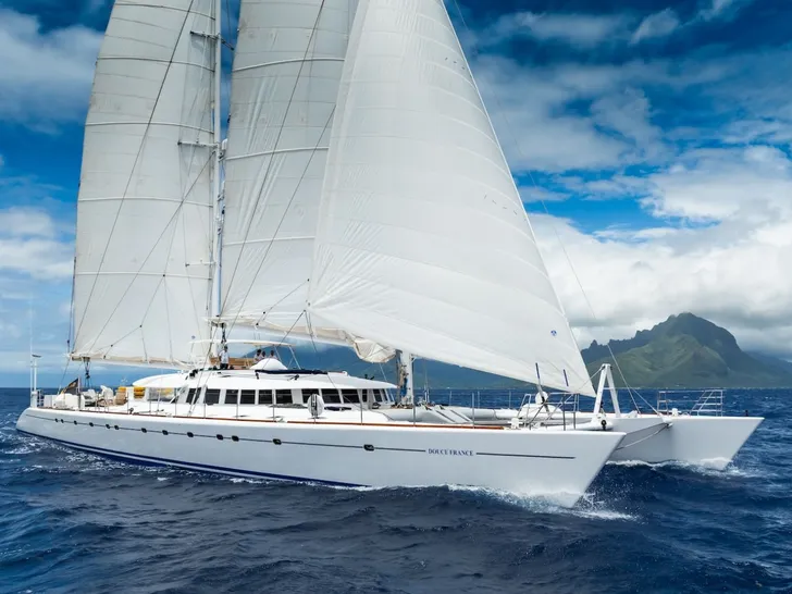 DOUCE FRANCE Alu Marine 42m - profile DOUCE FRANCE Alu Marine 42m - profile