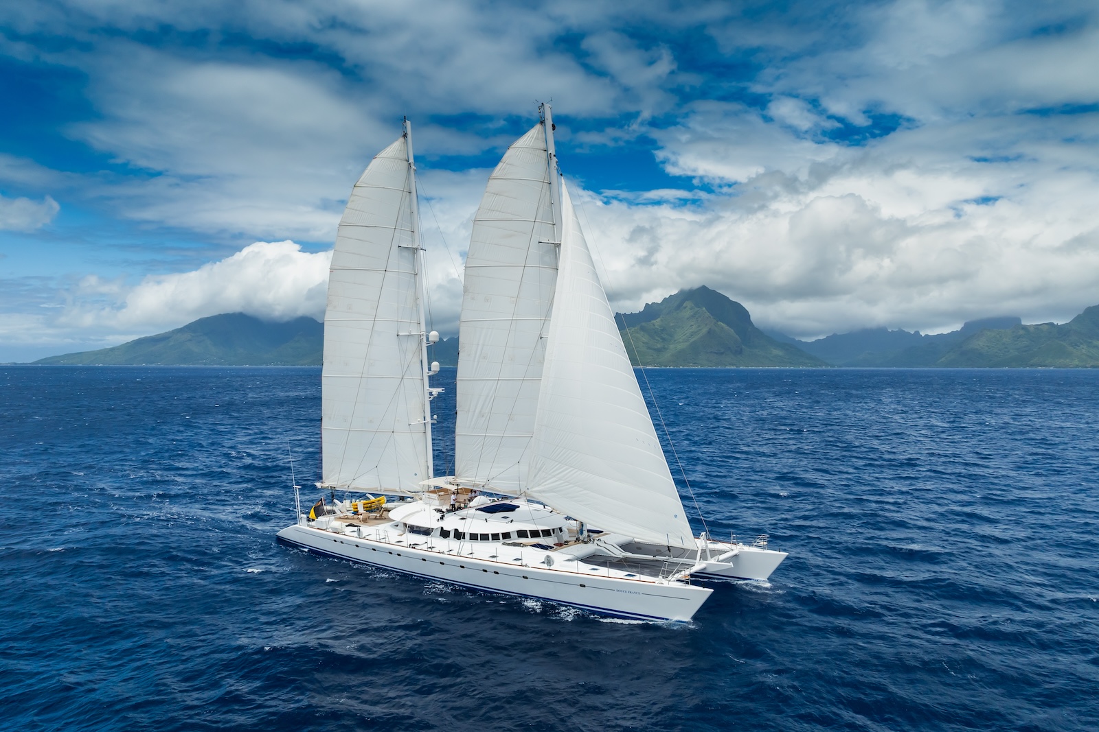 Charter Yacht DOUCE FRANCE - Alu Marine 42m - 6 Cabins - Raiatea - Bora Bora - Huahine - Tahiti