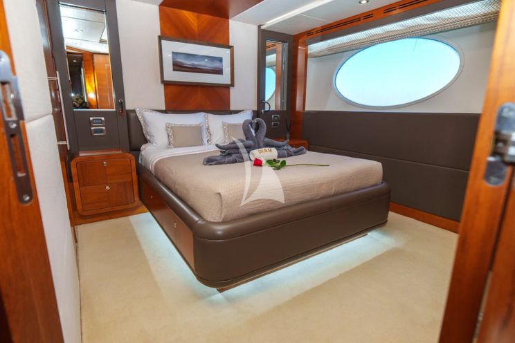 Charter Yacht DIAM - Gulf Graft Majesty 105 - 5 Cabins - Nice - Antibes - St Tropez - Cannes - French Riviera - Monaco